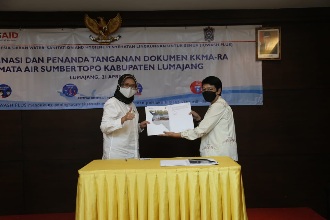 Penandatangan Dokumen KKMA -RA Mata Air Sumber Topo Kabupaten Lumajang