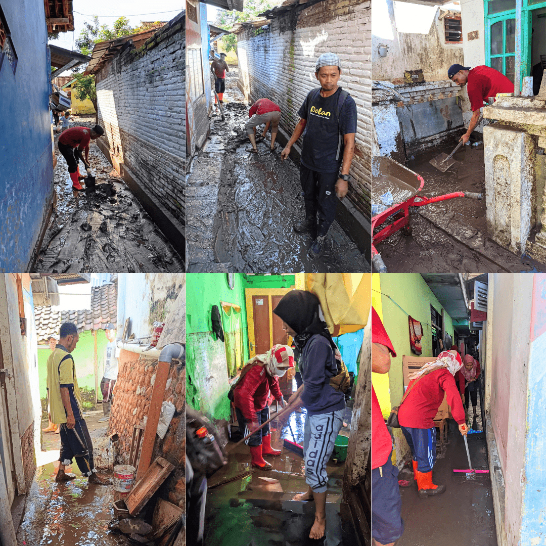 Kerja Bakti Pasca Banjir di Kelurahan Rogotrunan